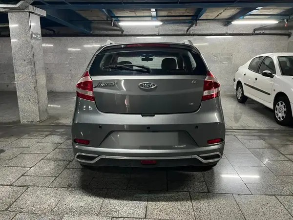 ام وی ام، 315هاچ بک