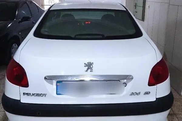 پژو، 206