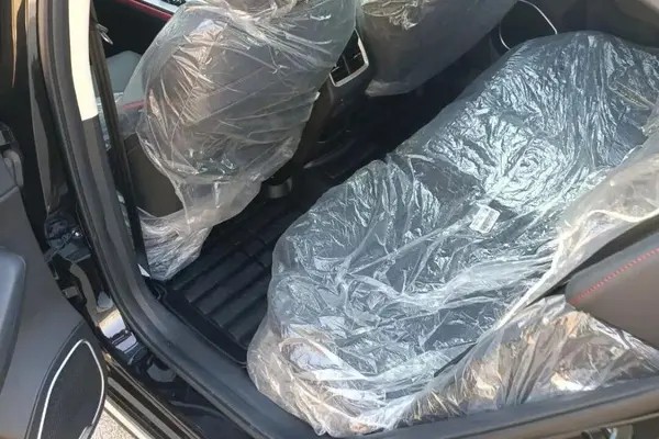 فونیکس، آریزو 6 پرو