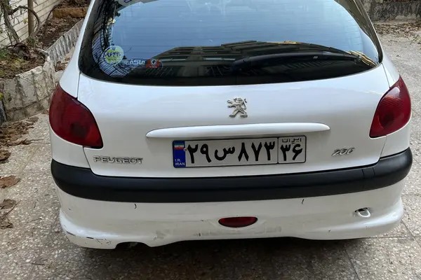 پژو، 206