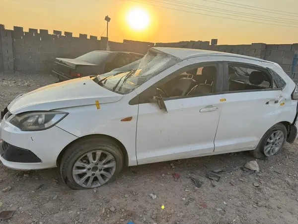 ام وی ام، 315هاچ بک