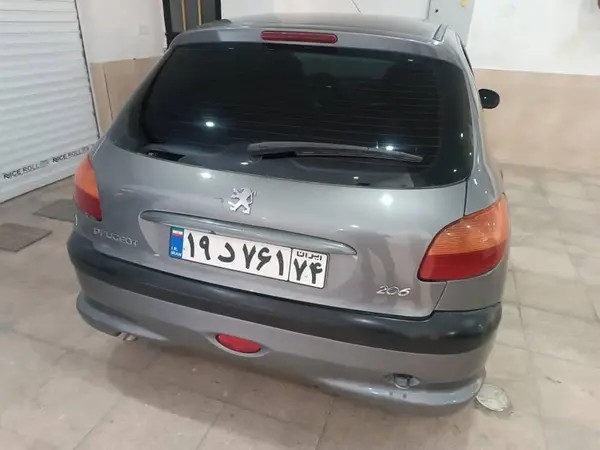 پژو، 206