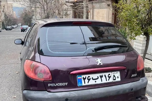 پژو، 206