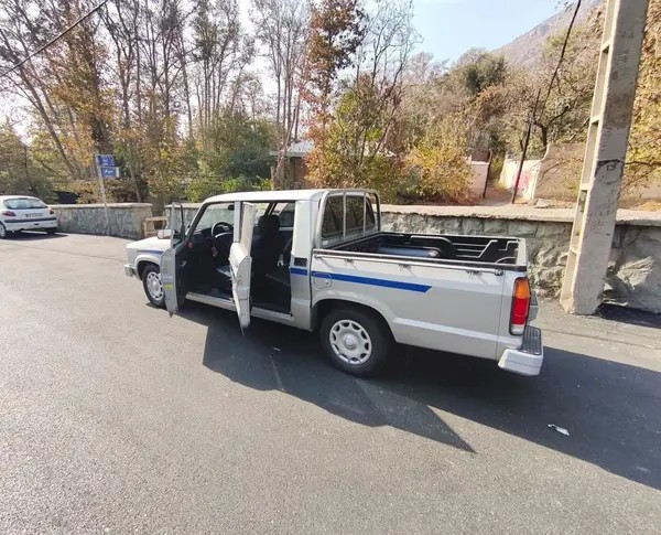 کارا، دو کابین