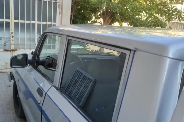 کارا، دو کابین