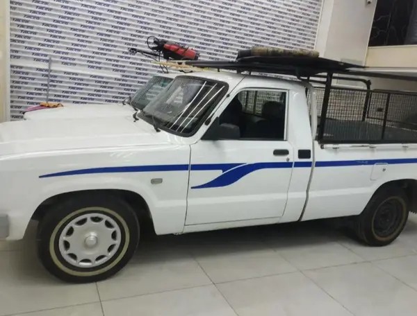 کارا، تک کابین