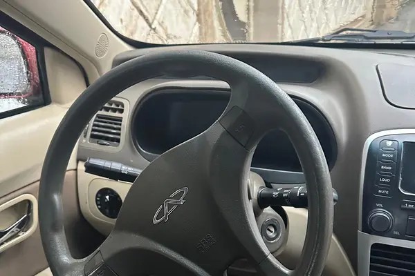 ام وی ام، 315هاچ بک