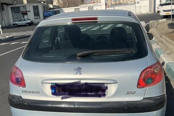 پژو، 206