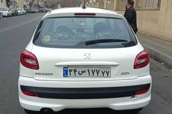 پژو، 207