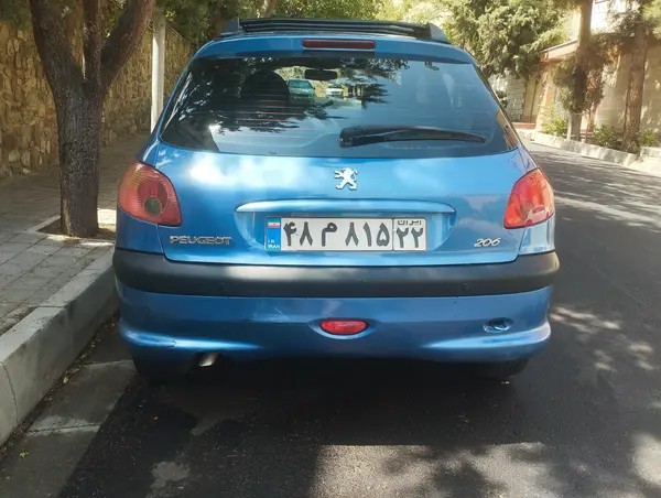 پژو، 206