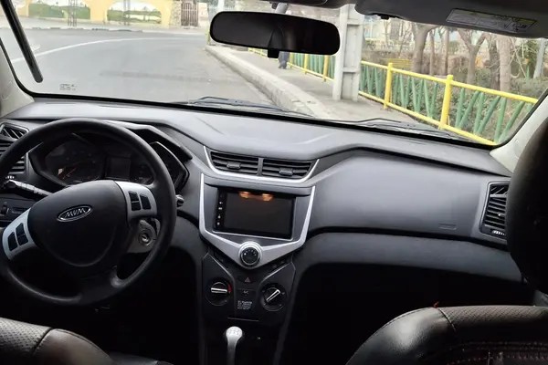 ام وی ام، 315هاچ بک