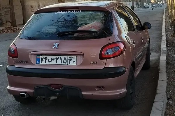 پژو، 206