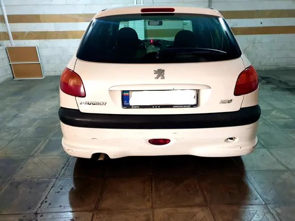 پژو، 206