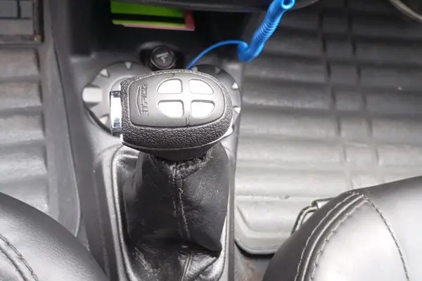 کوییک، دنده ای R