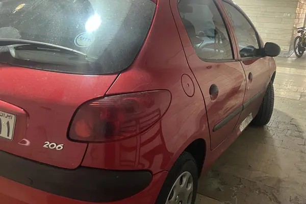پژو، 206