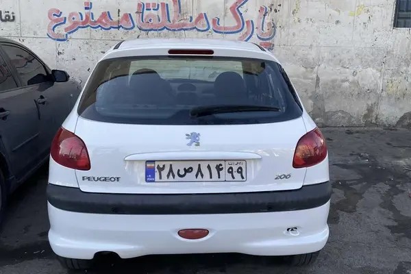 پژو، 206