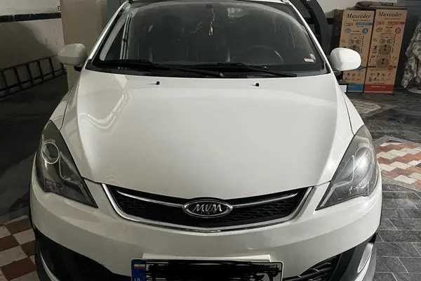 ام وی ام، 315هاچ بک