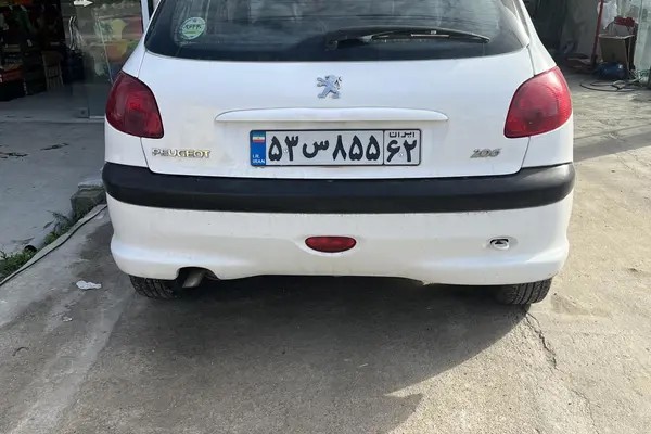 پژو، 206