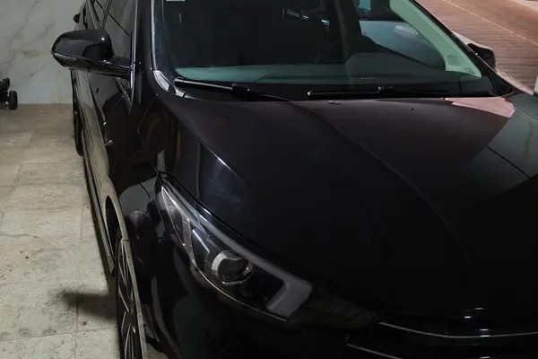 فونیکس، آریزو 6 پرو