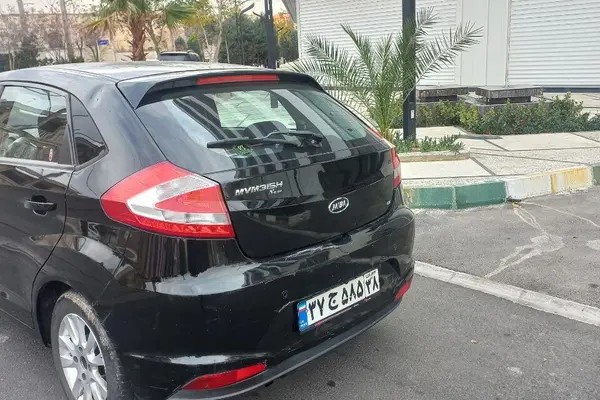 ام وی ام، 315هاچ بک