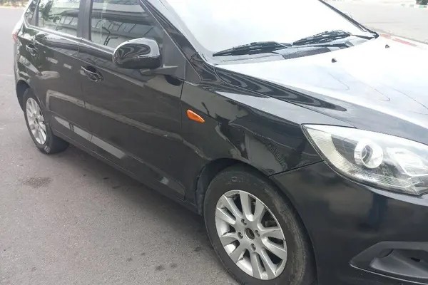 ام وی ام، 315هاچ بک