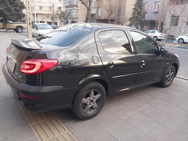 پژو، 207 صندوقدار