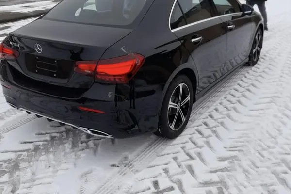 بنز، کلاس A سدان