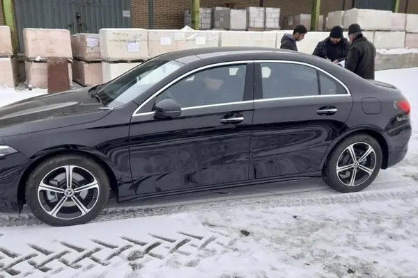 بنز، کلاس A سدان