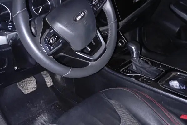 ام وی ام، آریزو 5ev