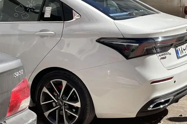 فونیکس، آریزو 6 پرو