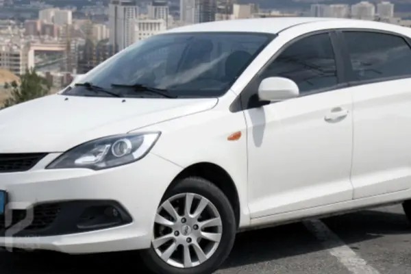 ام وی ام، 315هاچ بک