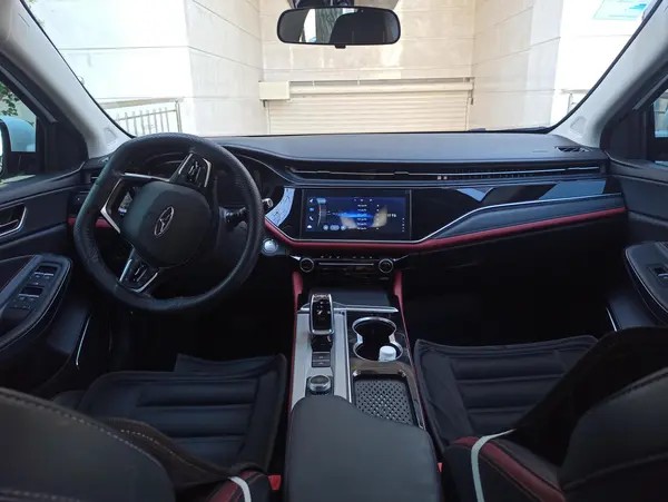 فونیکس، آریزو 6 پرو