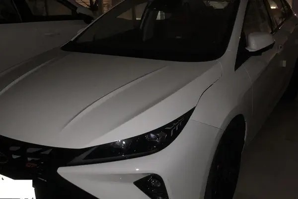 فونیکس، آریزو 6 جی تی (Z6 GT)