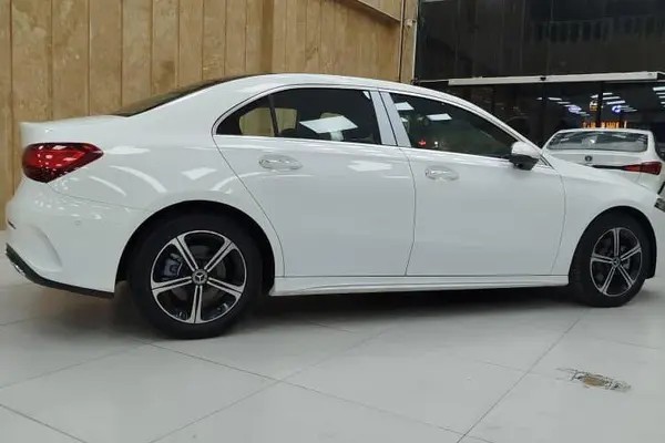 بنز، کلاس A سدان