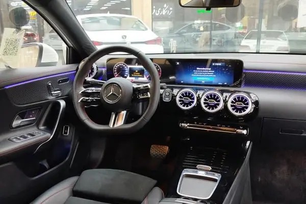 بنز، کلاس A سدان