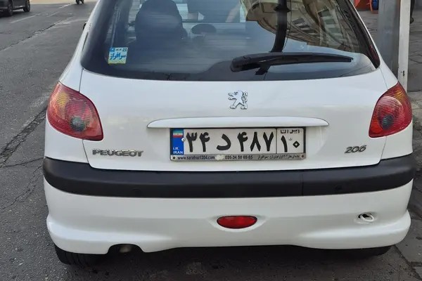 پژو، 206