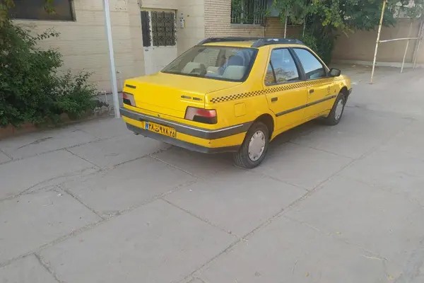 پژو، 405