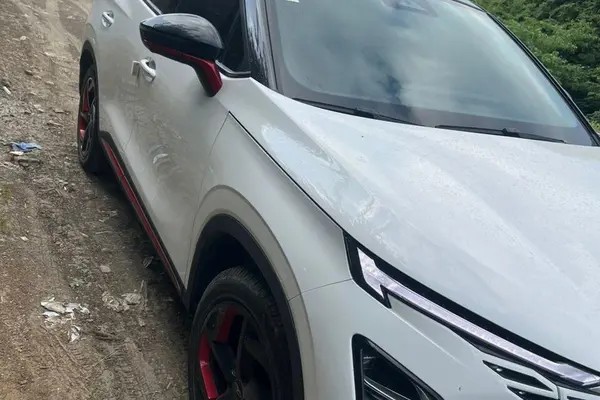 فونیکس، FX