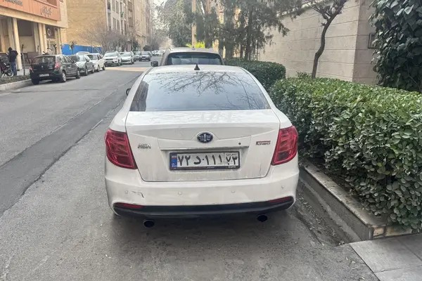 بسترن، B50F