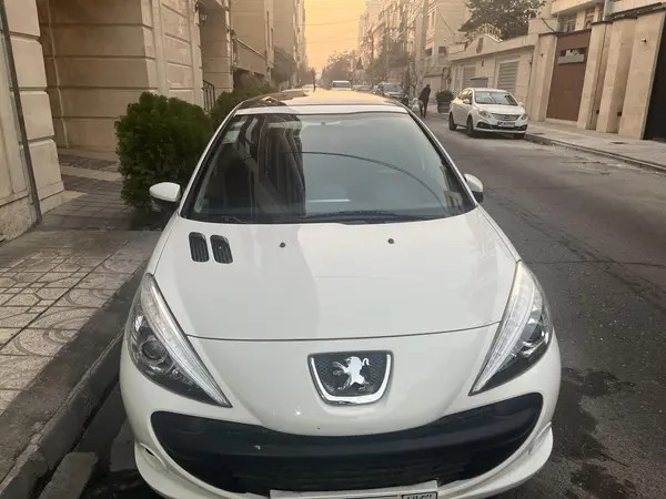 پژو، 207
