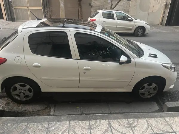 پژو، 207