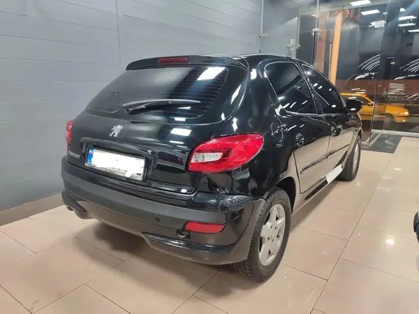 پژو، 207