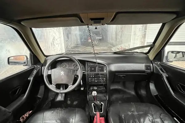 پژو، 405