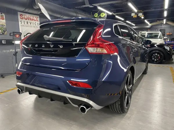 ولوو، V40