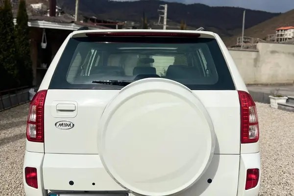 ام وی ام، X33
