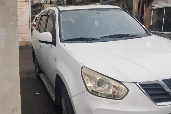 ام وی ام، X33