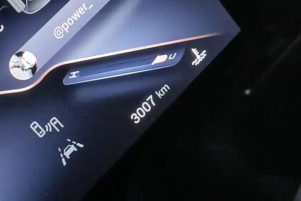 اکستریم، VX (QX)