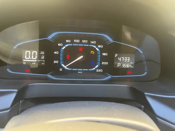 ام جی، 360