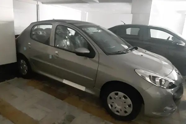پژو، 207