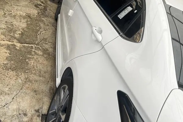 فونیکس، آریزو 6 پرو